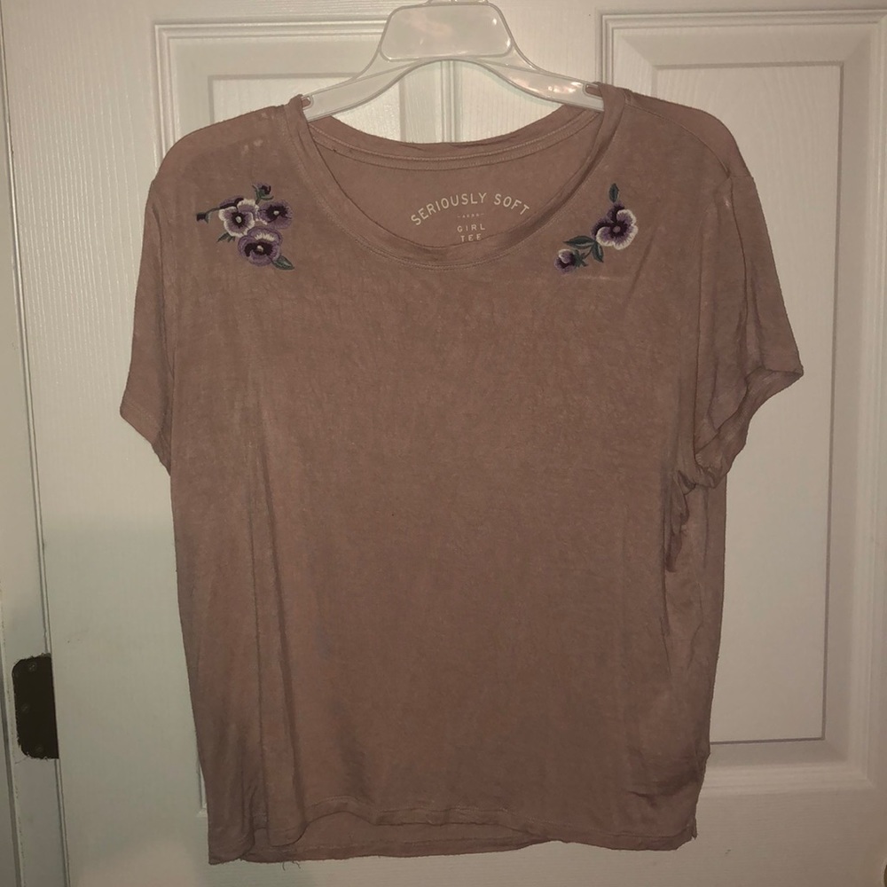 Aeropostale cropped tee